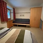 Jank Apartman *